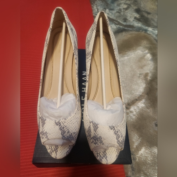 NWT Cole Haan Women's Peep Toe Wedge - Picture 1 of 7